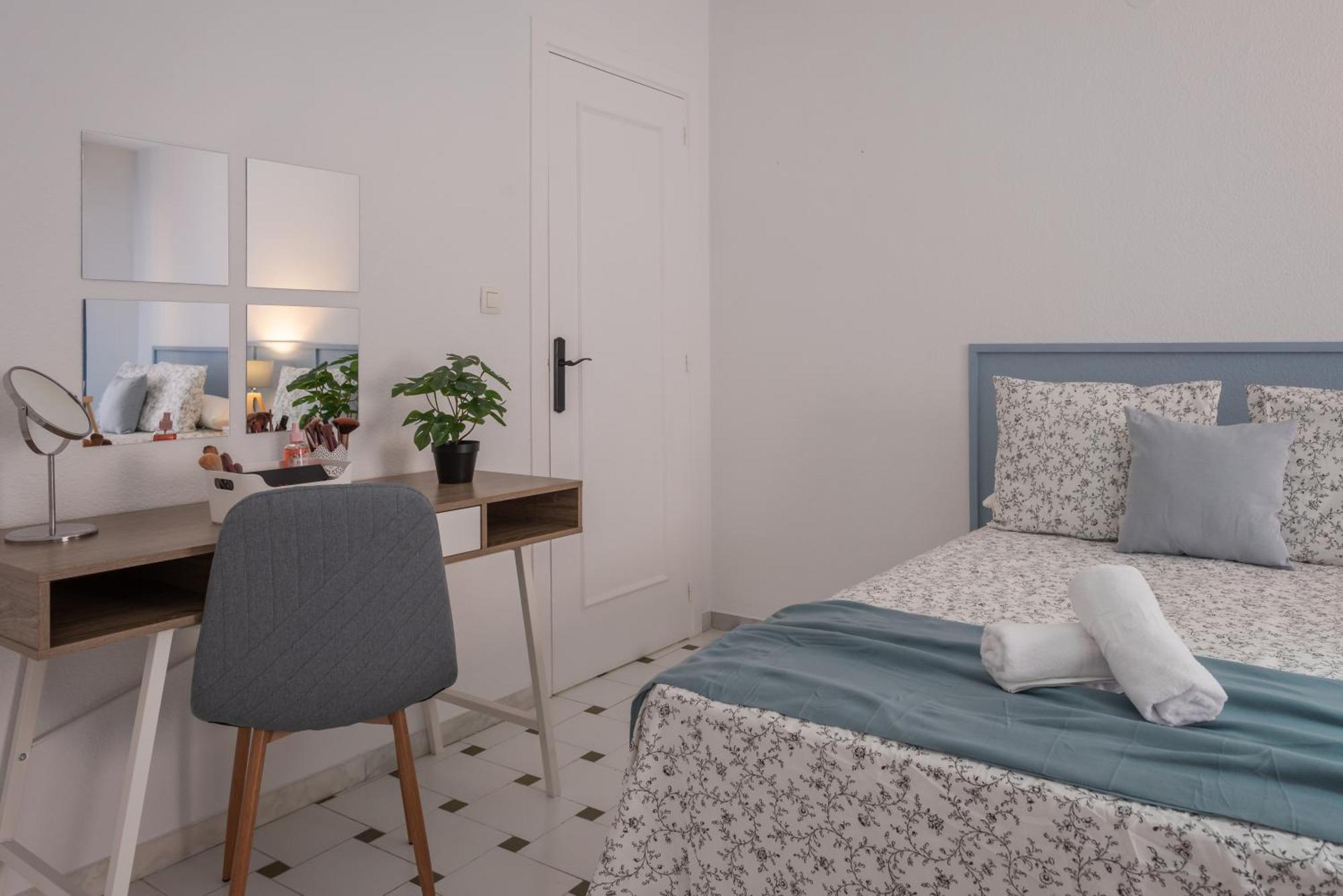 Mrs Apartamento En Gran Via De Colon Parking Granada Exteriör bild
